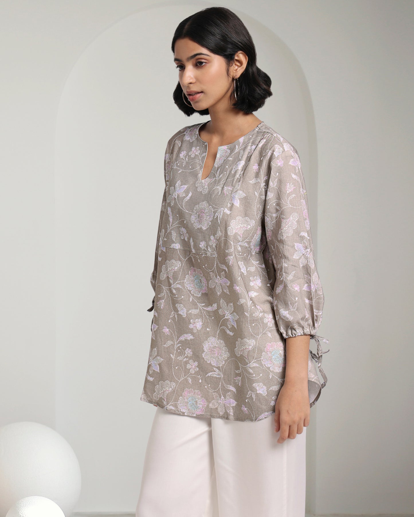 Mouse Bloom Linen Blouse