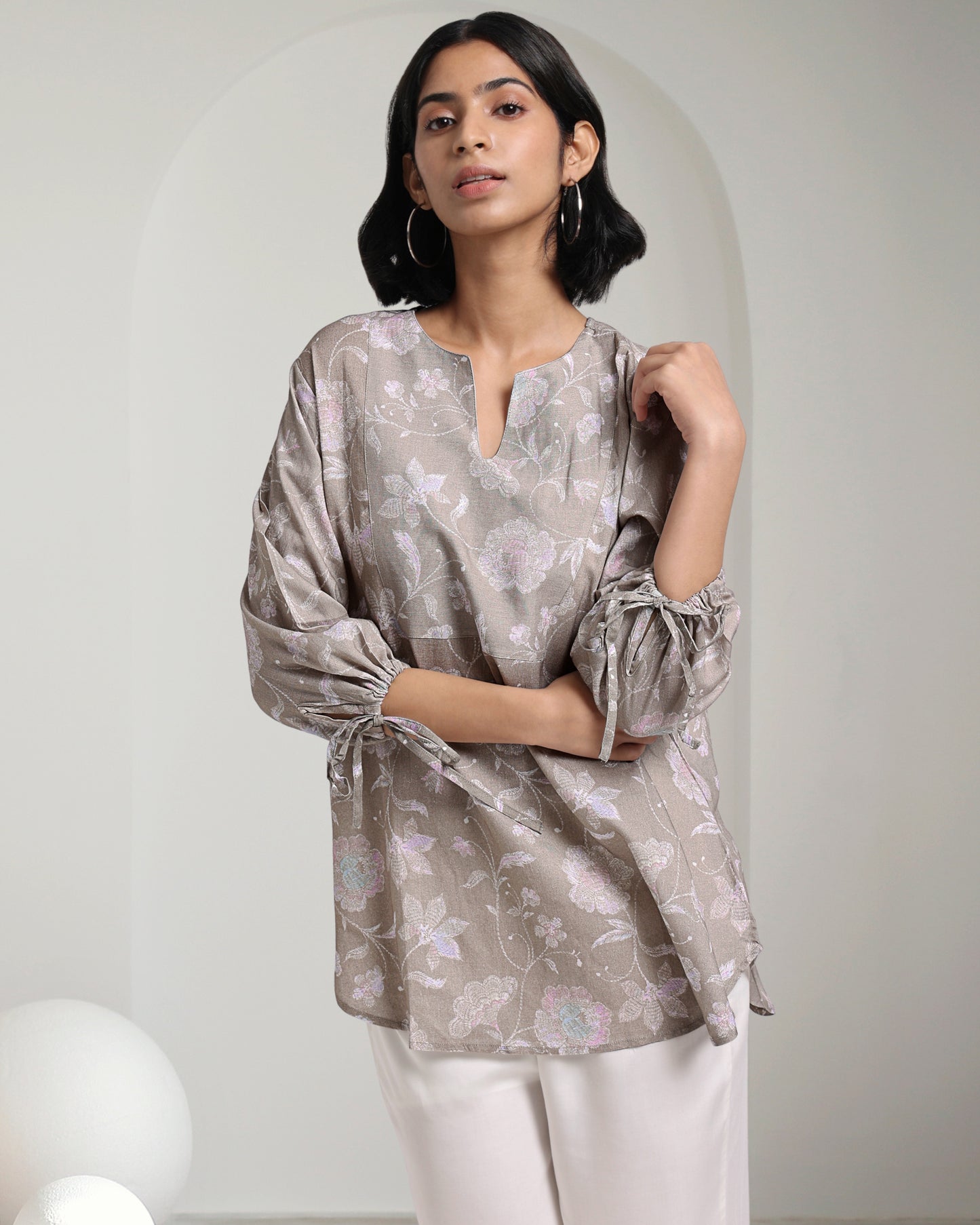 Mouse Bloom Linen Blouse