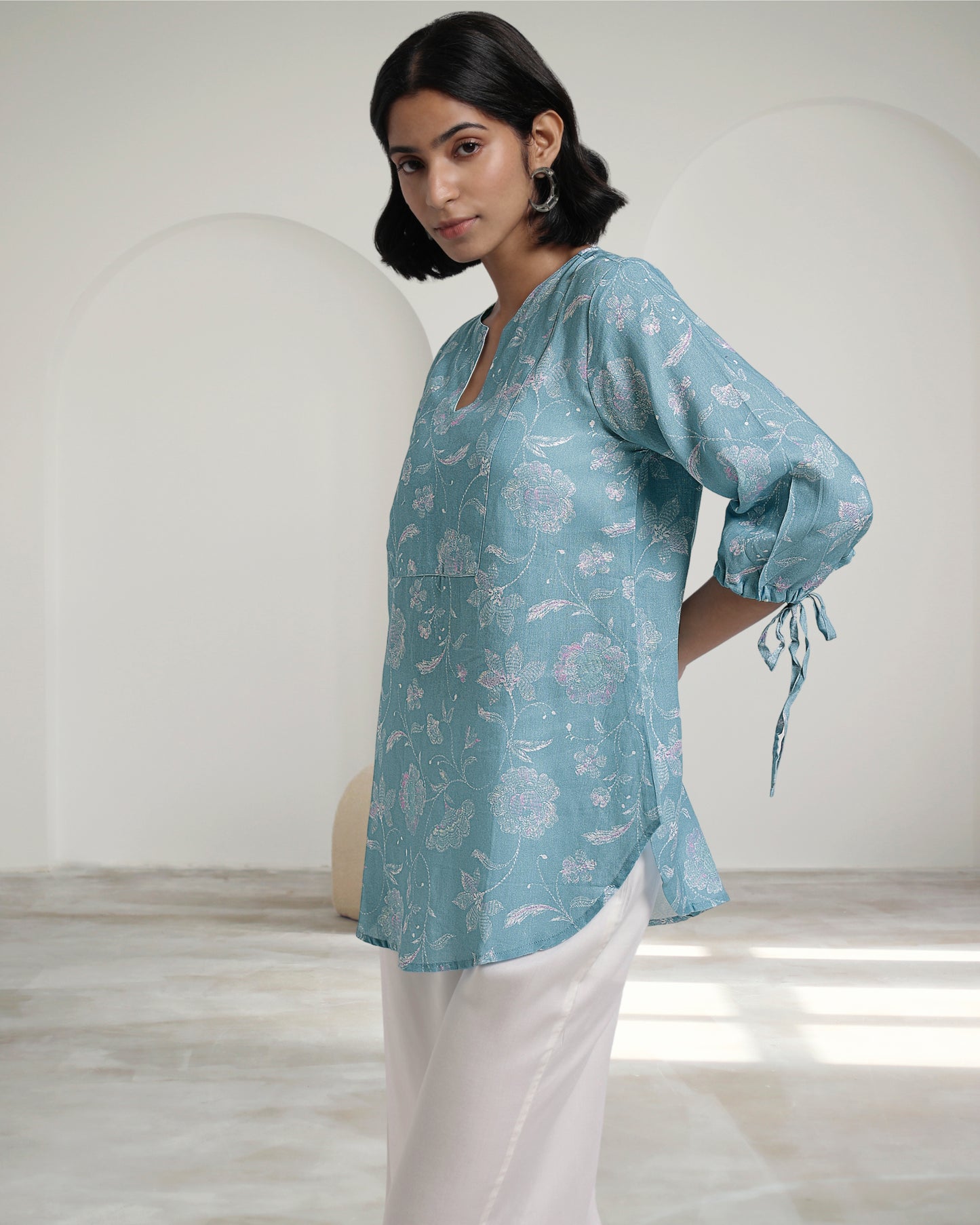Blue Bloom Print Linen Top