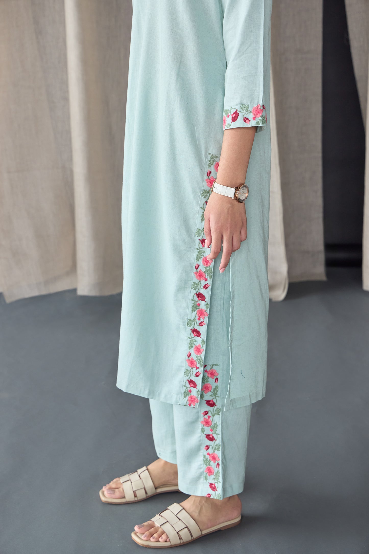 Mineral Blue Floral Embroidered Linen Kurta Set