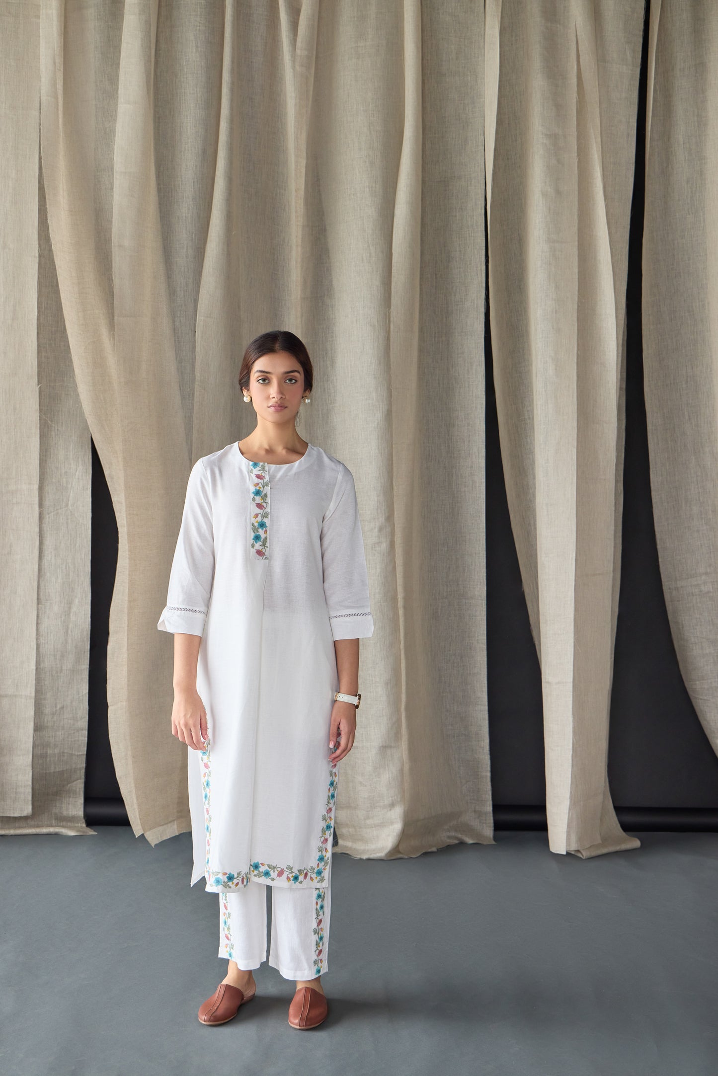 White Floral Embroidered Kurta Set
