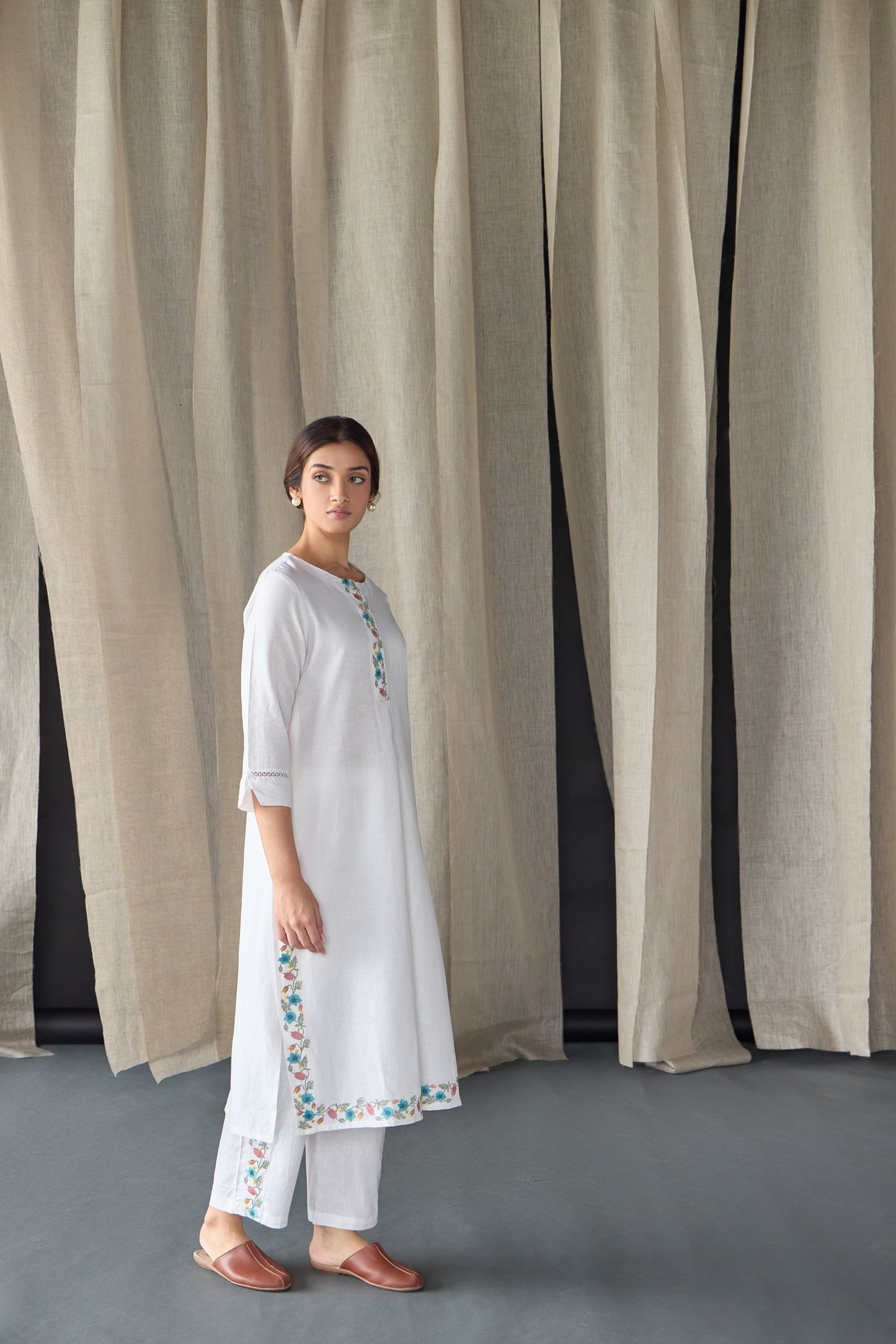 White Floral Embroidered Kurta Set