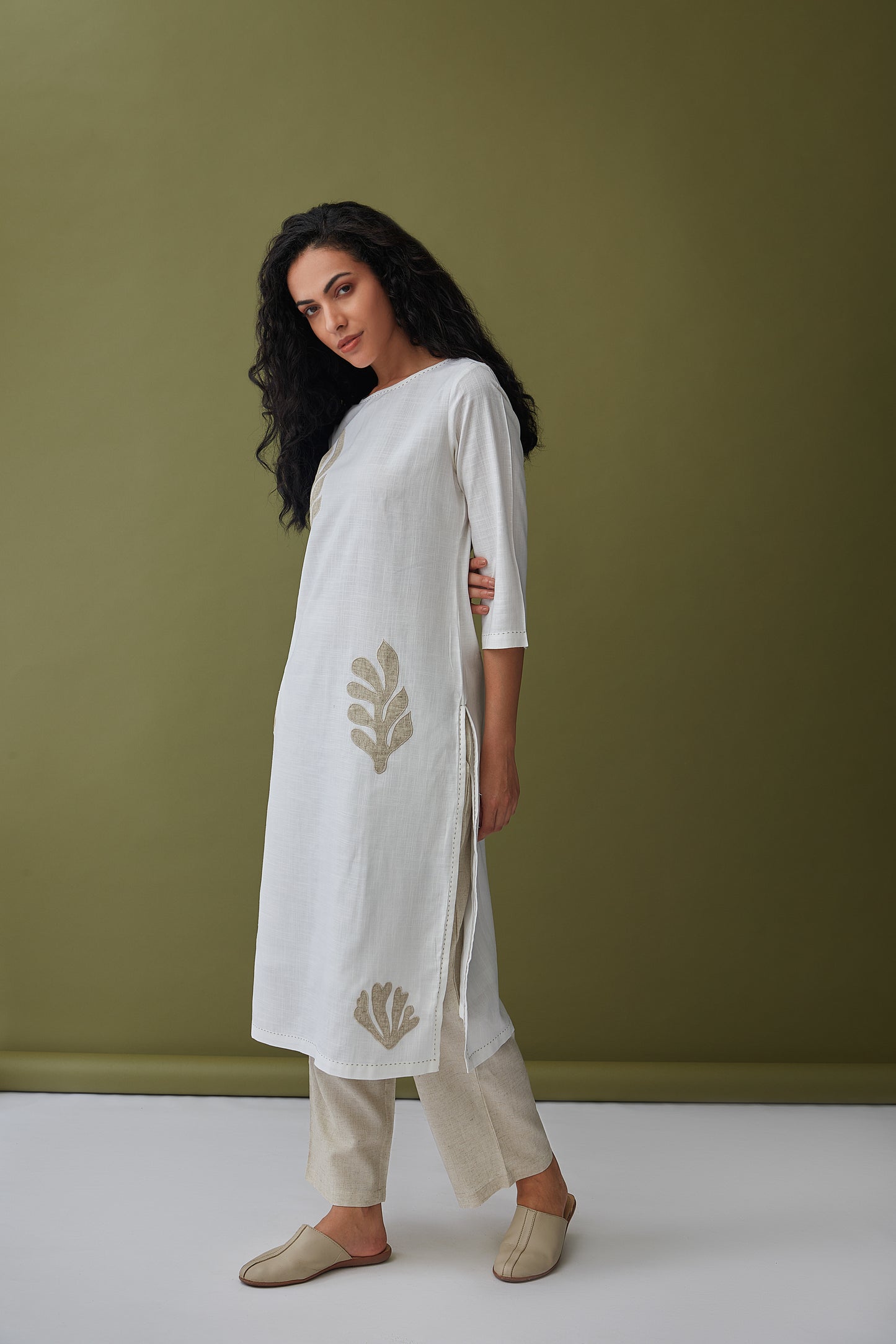 White Applique Linen Kurta Set