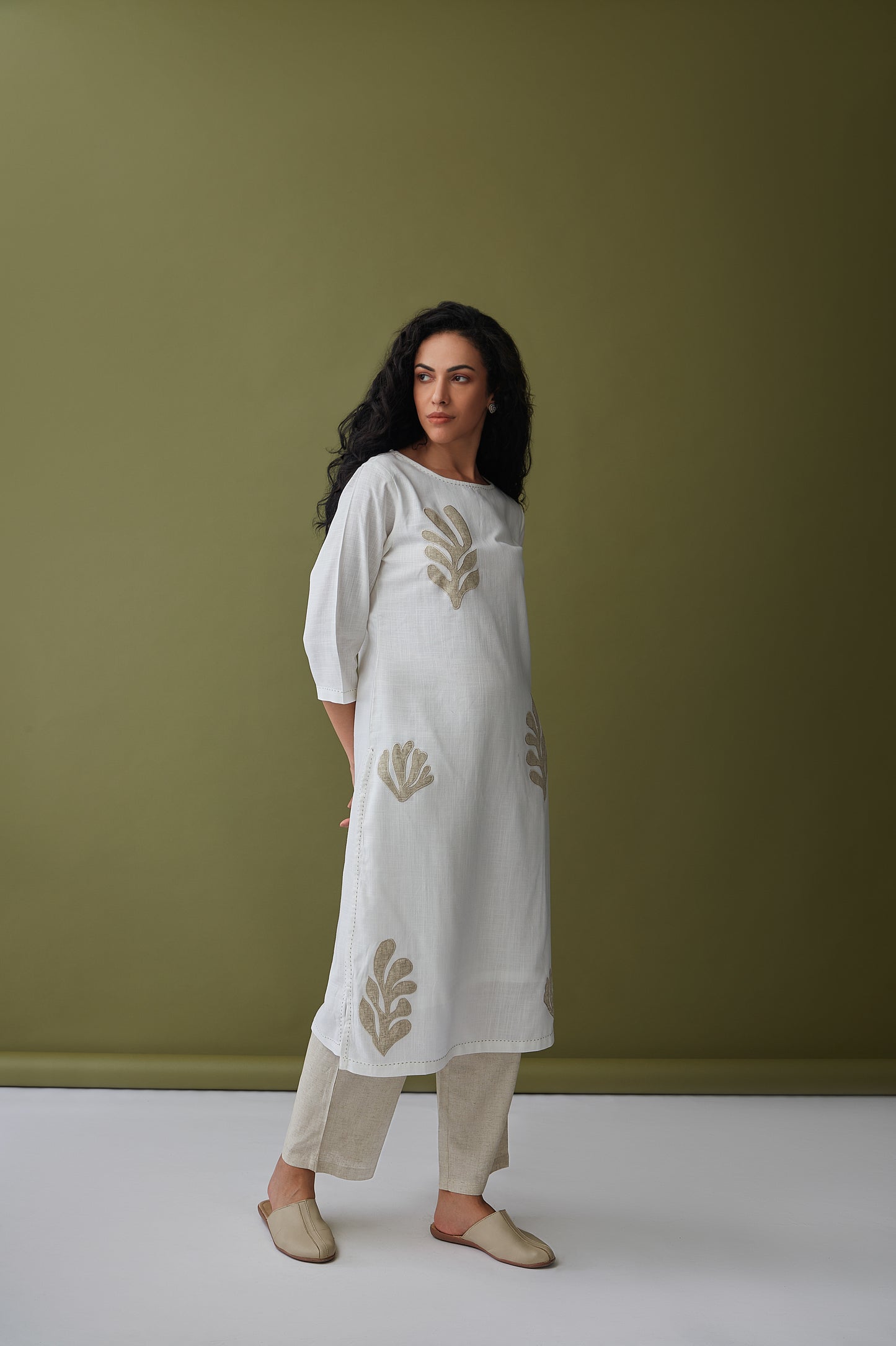 White Applique Linen Kurta Set