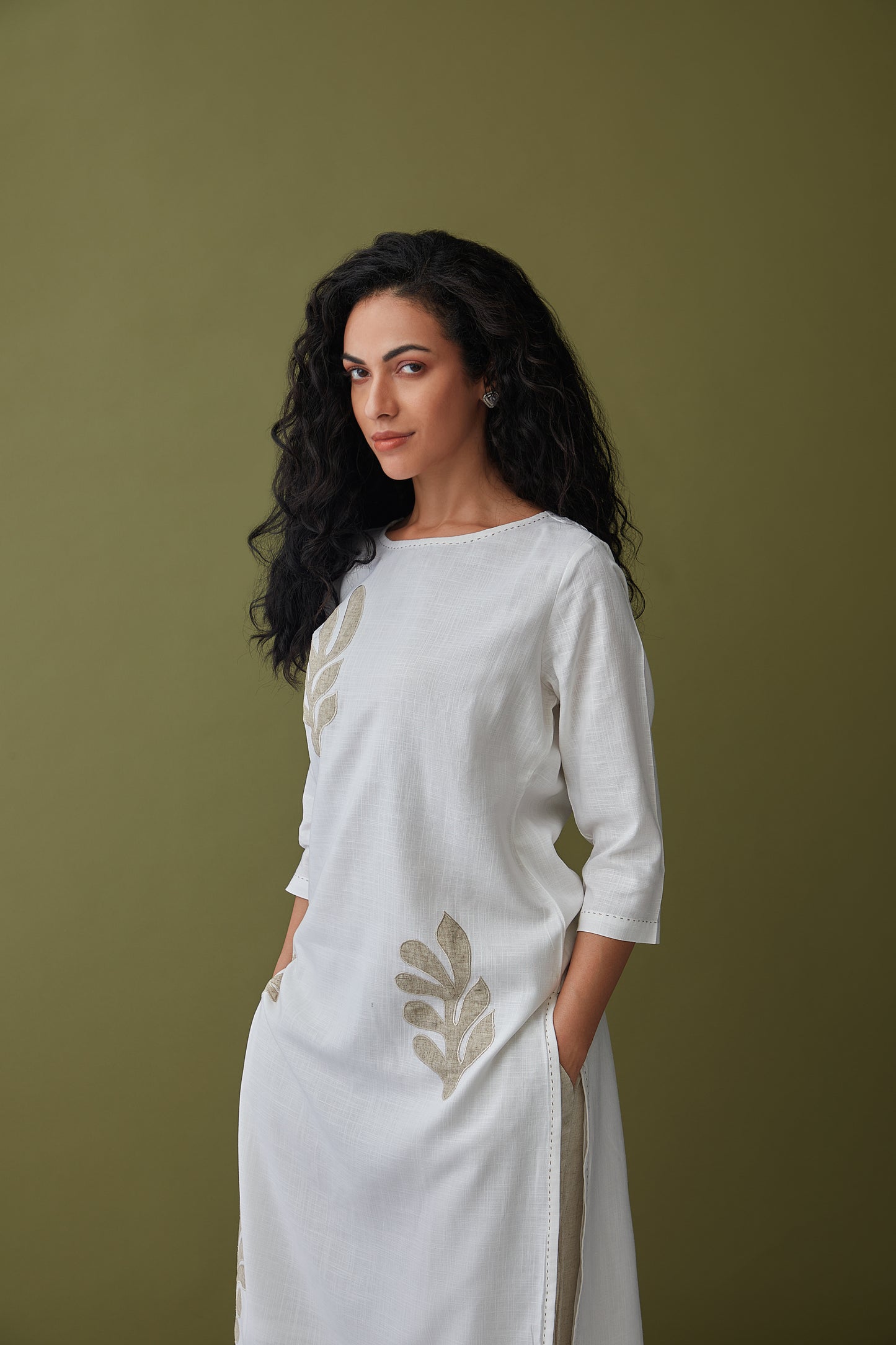 White Applique Linen Kurta Set