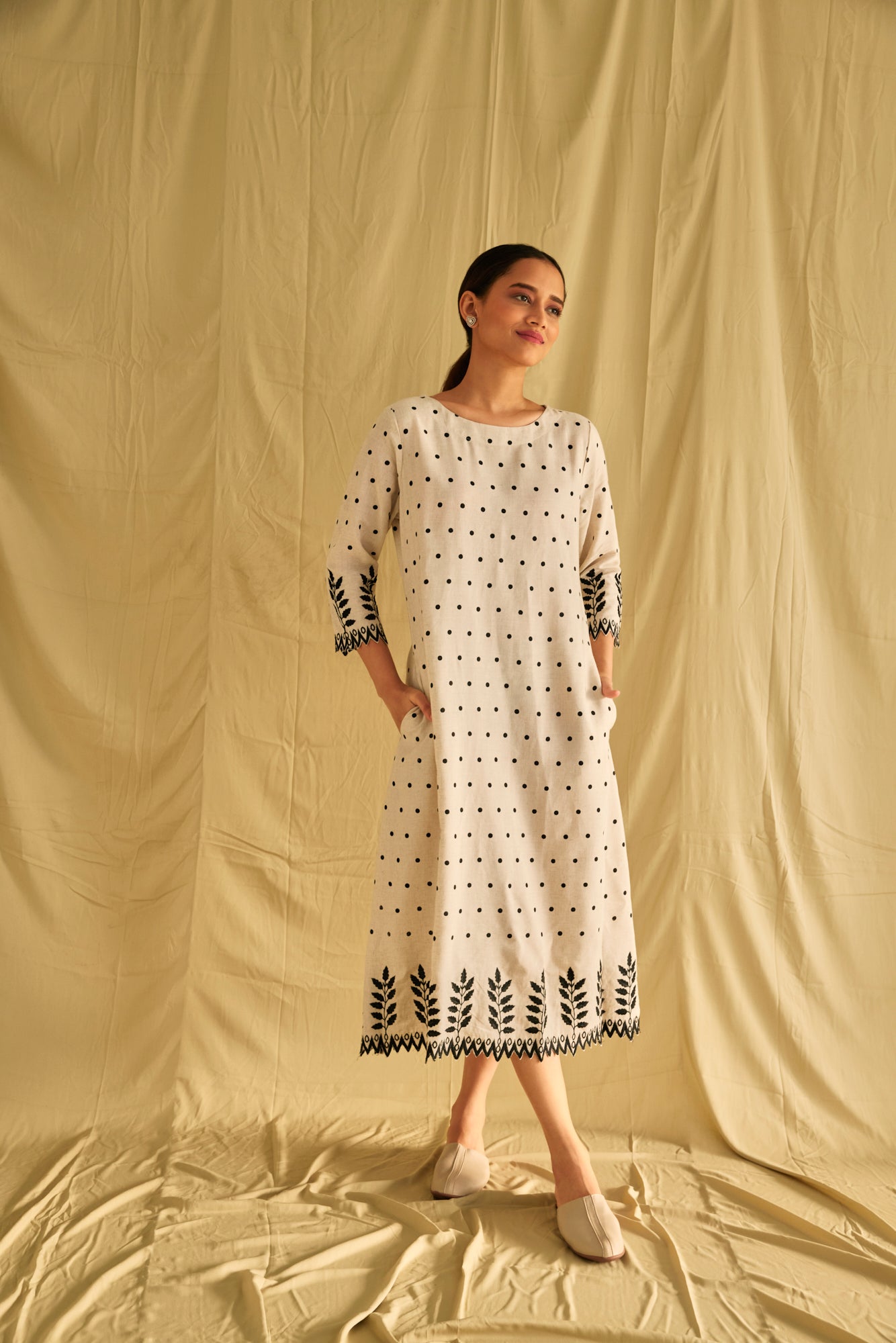 Hand Scalloped Cutwork Natural Linen Dress