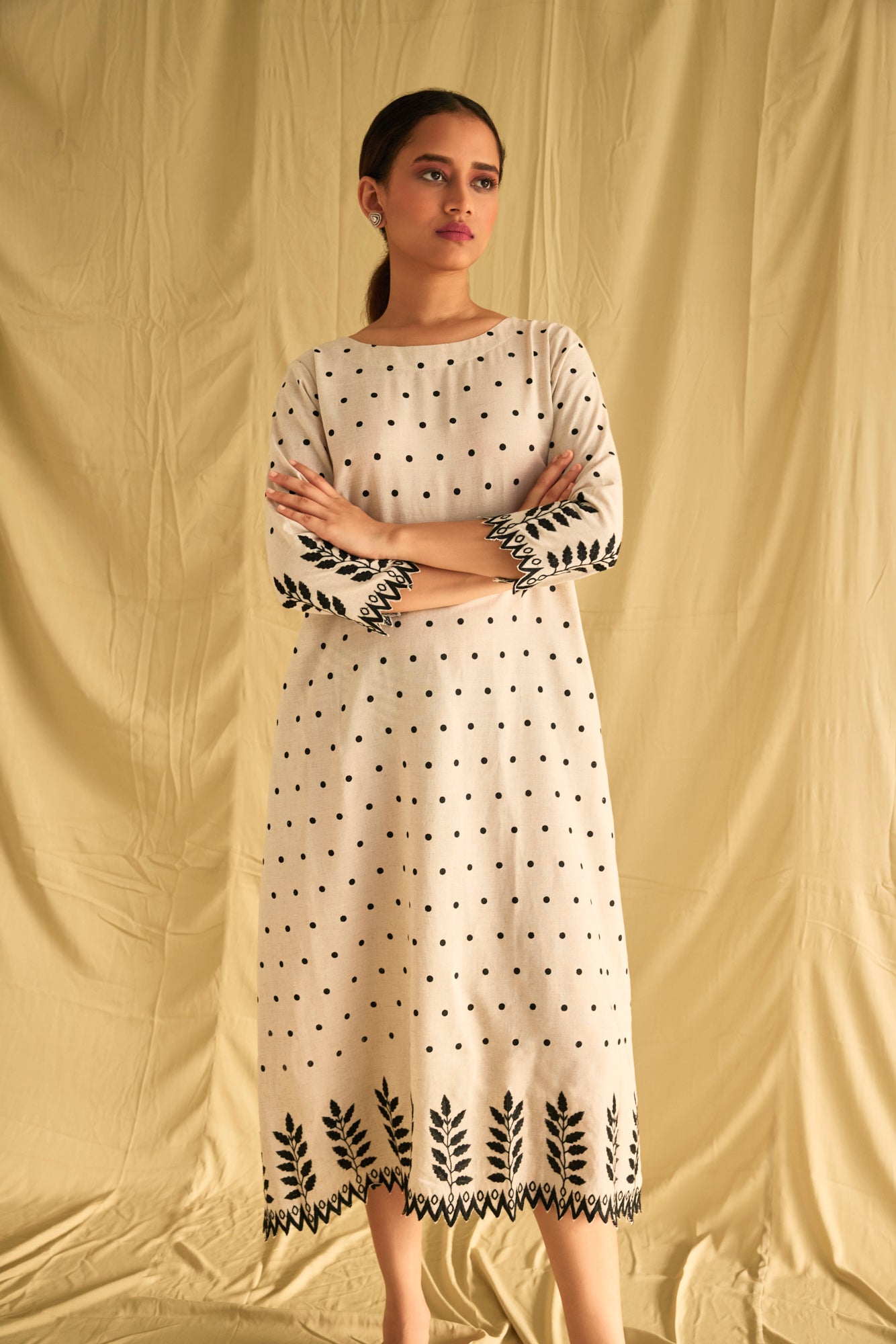 Hand Scalloped Cutwork Natural Linen Dress