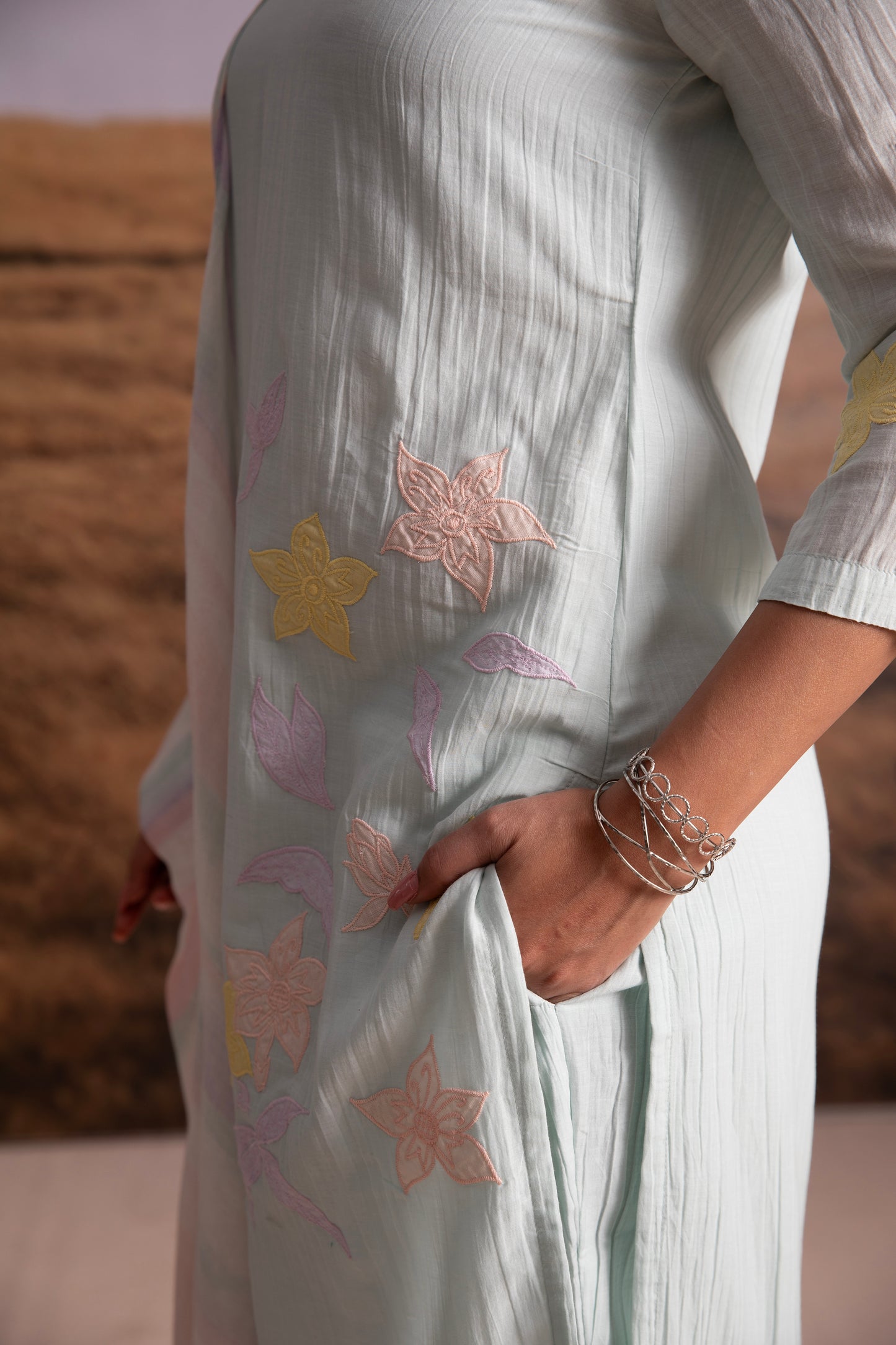 Crinkle Vegan Silk Applique Kurta Set (of 3)- Artic Blue