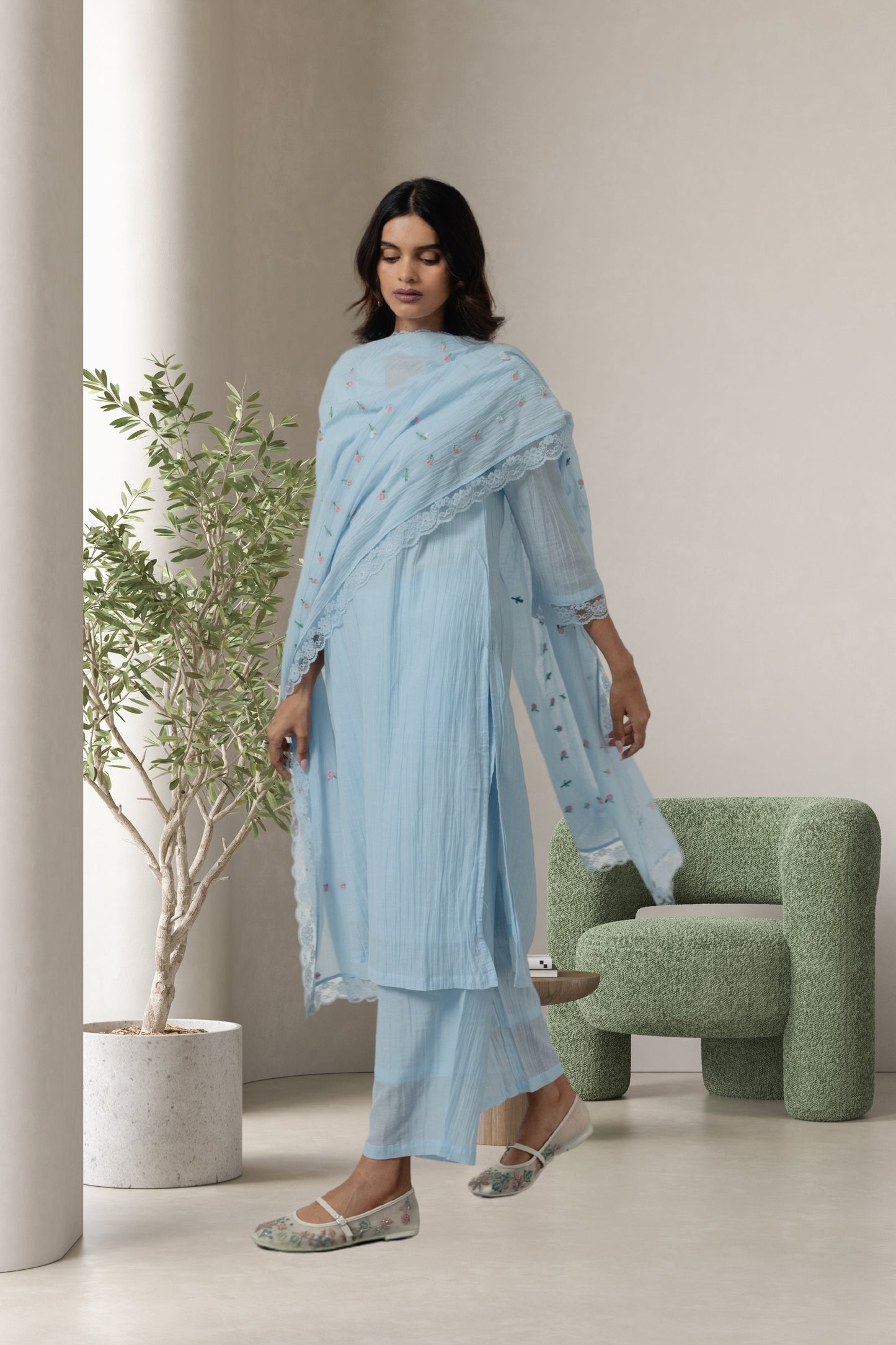 Crinkled Cupro Blue V Neck Kurta Set with Odhani