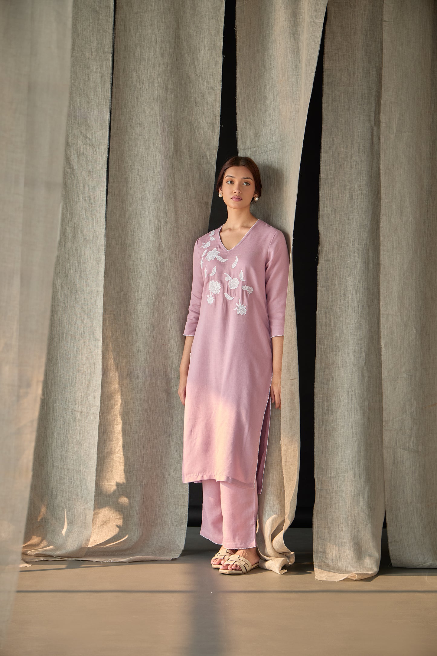 Blossom Pink Applique Linen Kurta Set