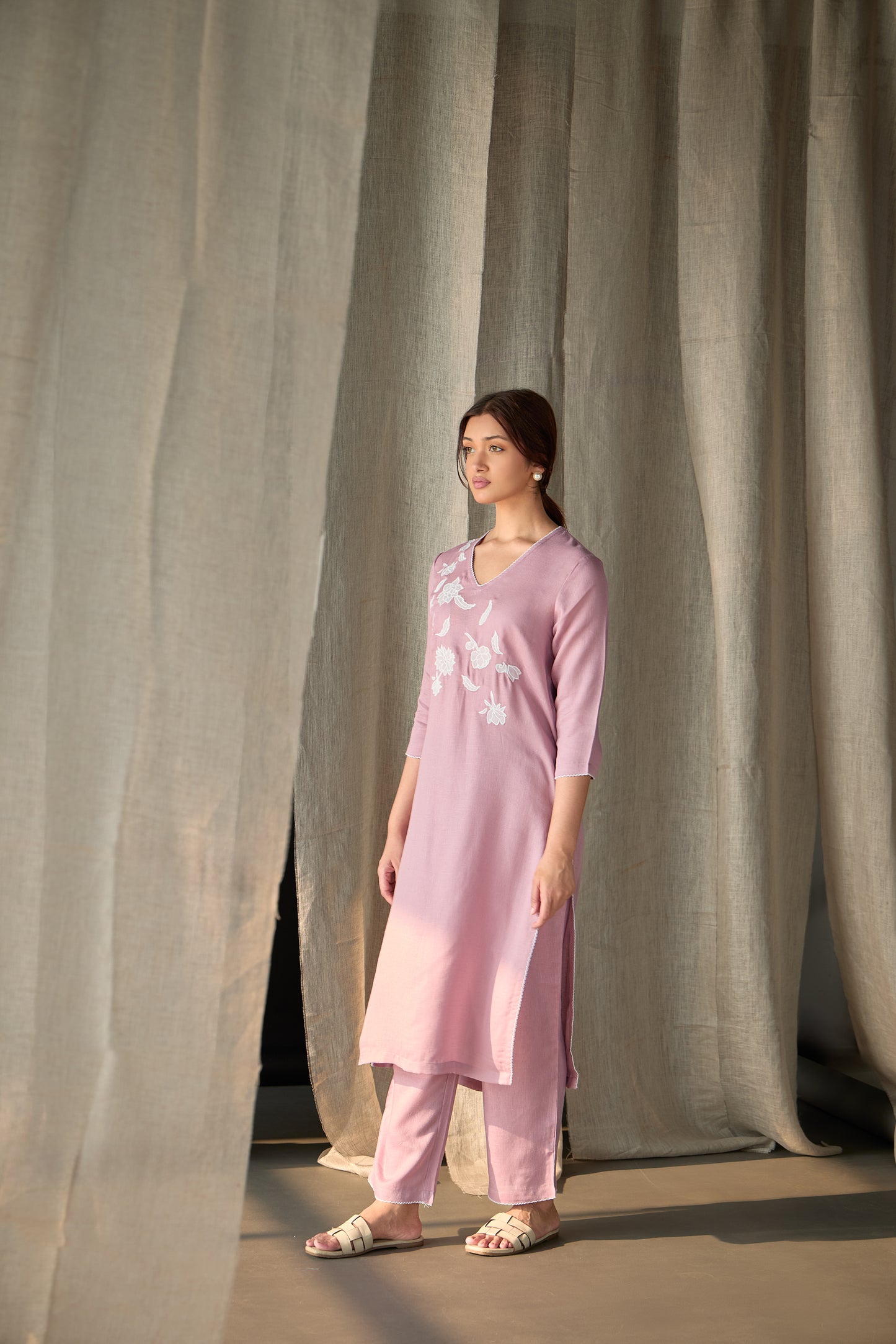 Blossom Pink Applique Linen Kurta Set