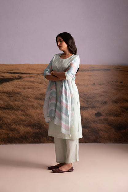 Mint Applique Karamiori Linen Kurta Set (of 3)